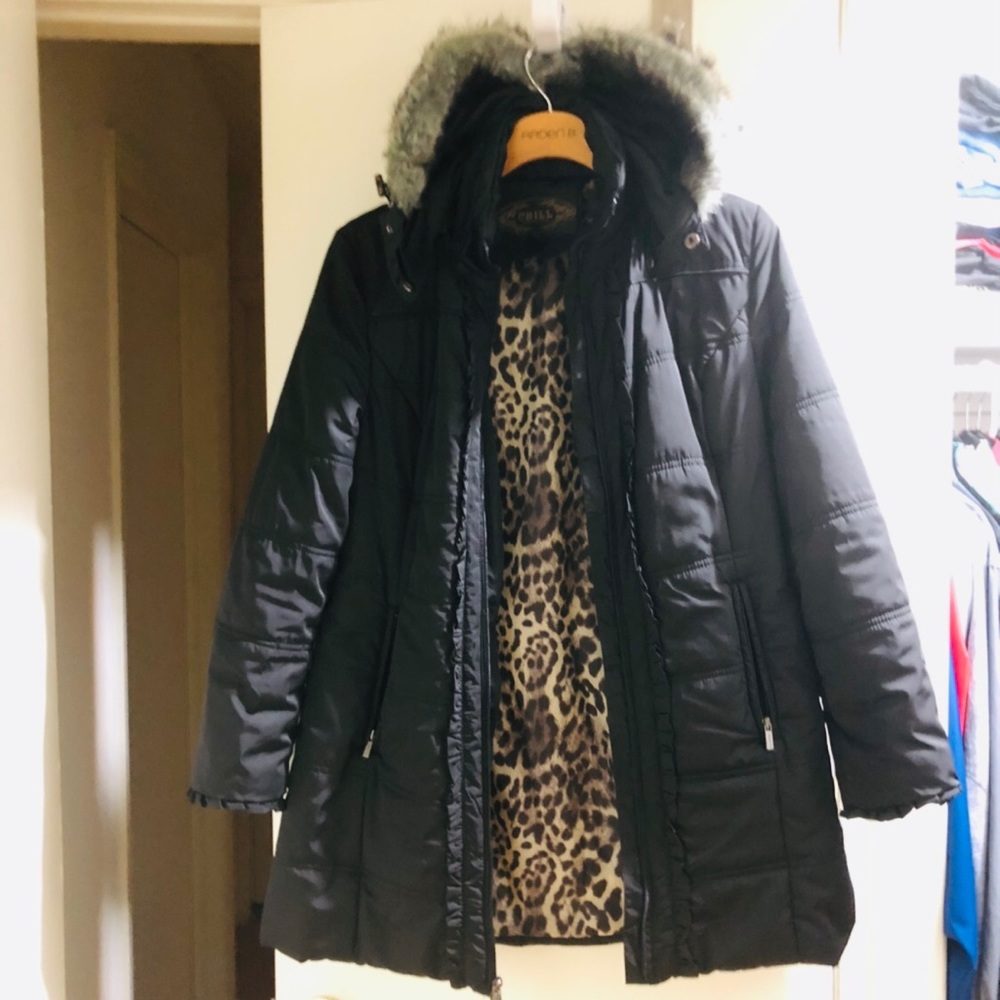 black winter puffer jacket-like new!